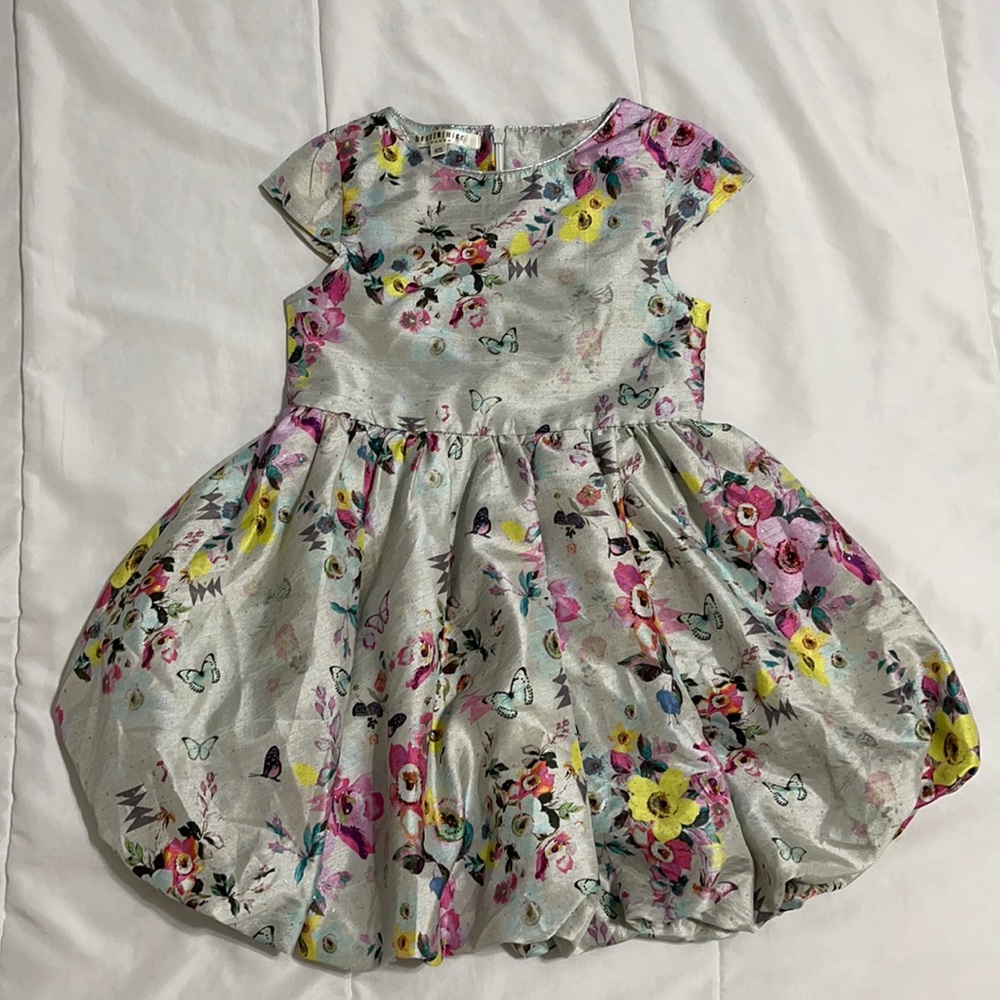 Beetle Juice girls flower dress size: 4-5T